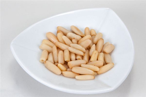 梦见松子是什么意思 梦见松子是什么意思